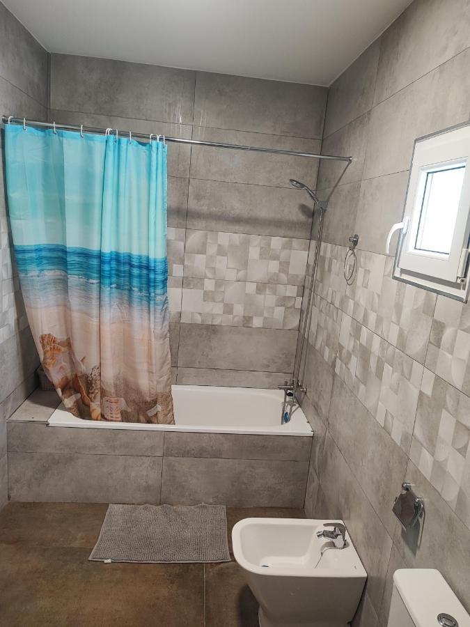 Precioso Bajo Muy Grande A 200 Metros De Playa Apartment Chipiona Exterior foto