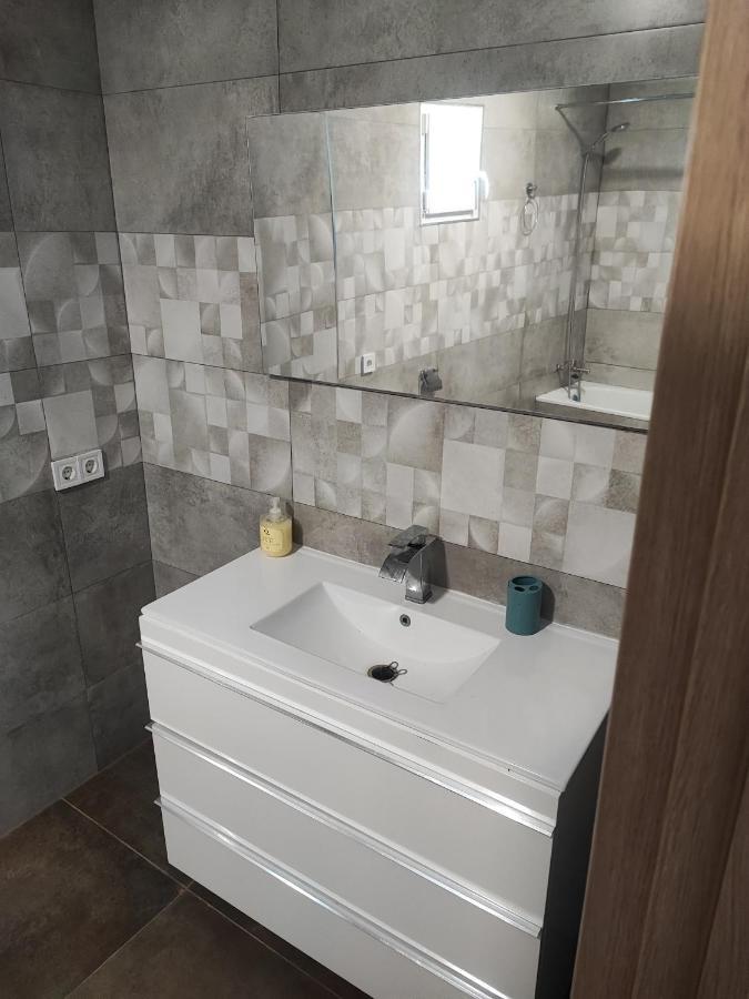 Precioso Bajo Muy Grande A 200 Metros De Playa Apartment Chipiona Exterior foto