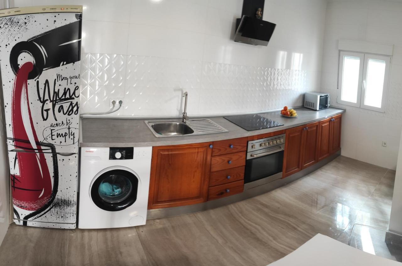 Precioso Bajo Muy Grande A 200 Metros De Playa Apartment Chipiona Exterior foto